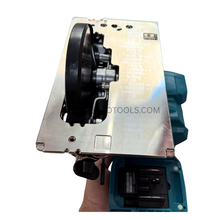 Load image into Gallery viewer, Makita HS007GZ 125mm Saw 40v XGT
