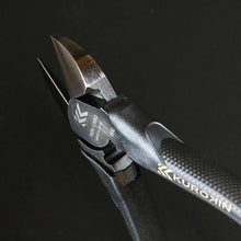 Load image into Gallery viewer, Fujiya Offset Heavy Duty Nippers – Thin Blade, Black/Gold – 175mm &amp; 200mm
